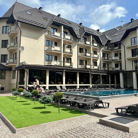 Hotel Continental Bukovel Esterno foto